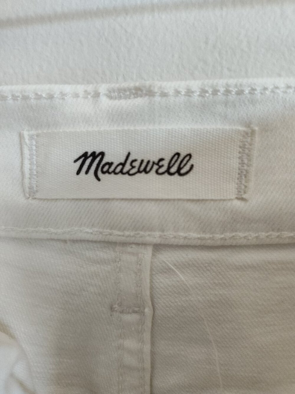 Madewell The Perfect Jean Short - Picture 4 of 4